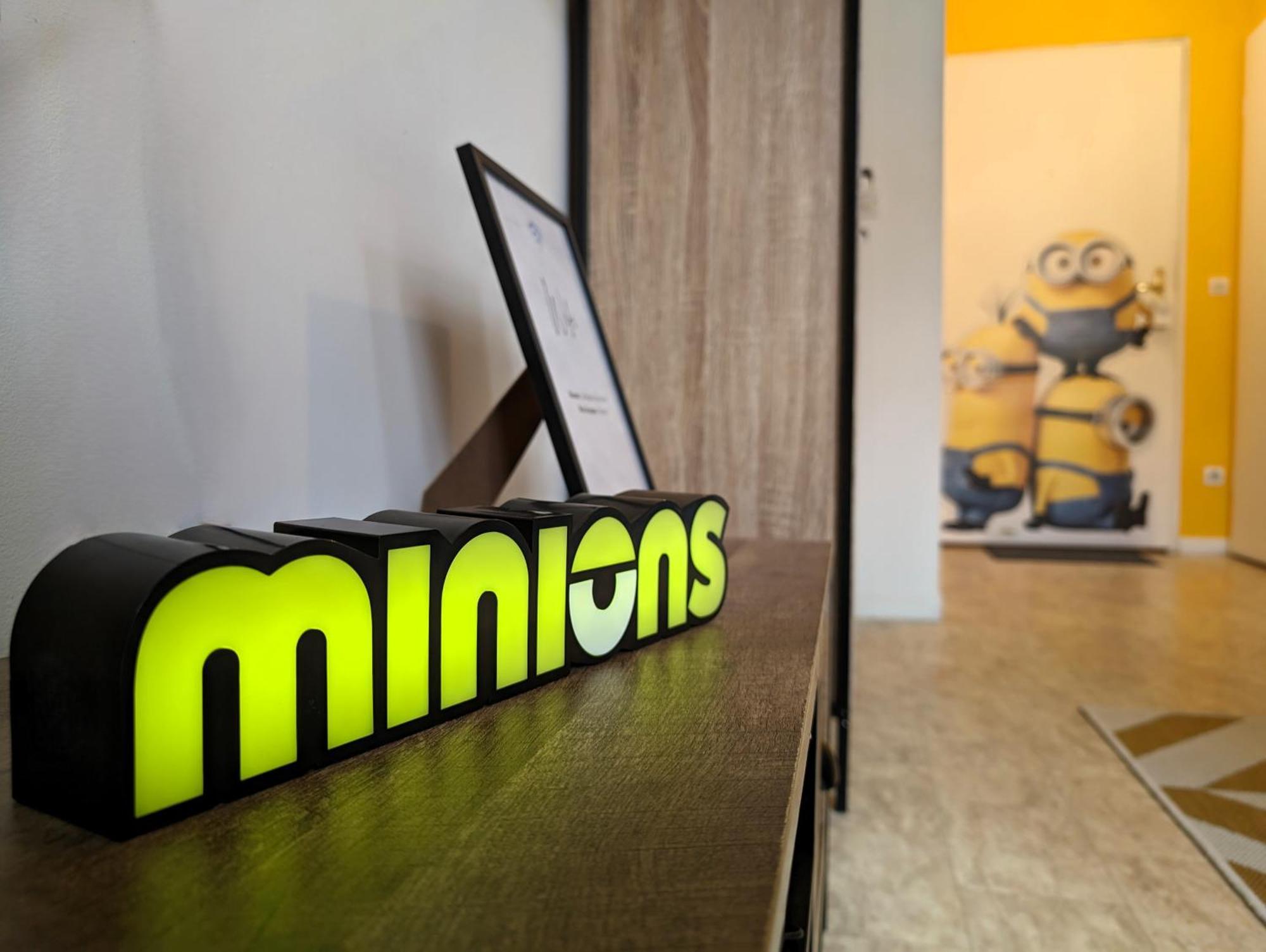 Le Repaire Des Minions - 10' Disney - Familial Bailly-Romainvilliers Exterior foto